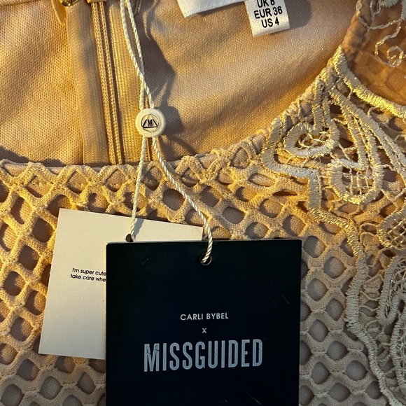 Carli Bybel Bodycon dress size 4 cream colored  bodycon crocheted look with lace - Picture 6 of 9